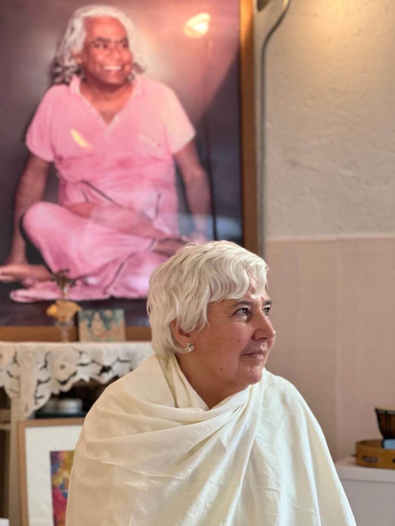 Padmavati mit Swami Vishnudevananda